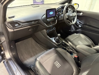 Used Ford Fiesta 2018 for sale - 76686146: Photo