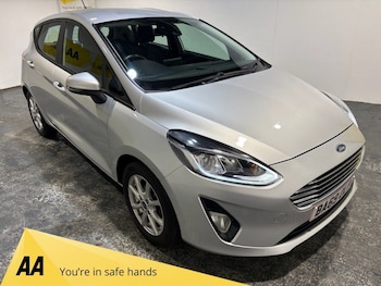 Used Ford Fiesta 2019 for sale - 77027467: Photo