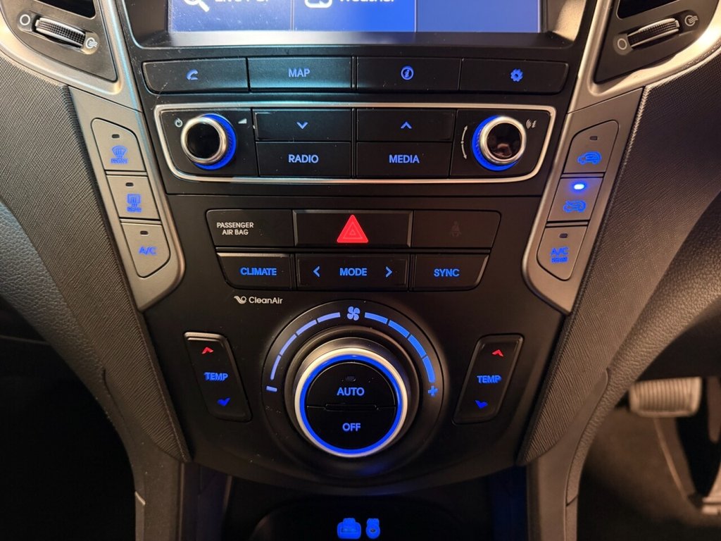 Used Hyundai Santa Fe 2017 for sale - 77464341: Photo 22