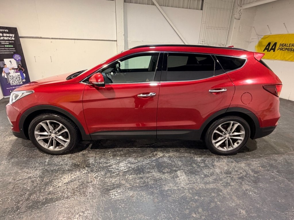 Used Hyundai Santa Fe 2017 for sale - 77464341: Photo 24