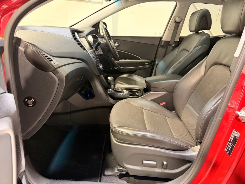 Used Hyundai Santa Fe 2017 for sale - 77464341: Photo 34