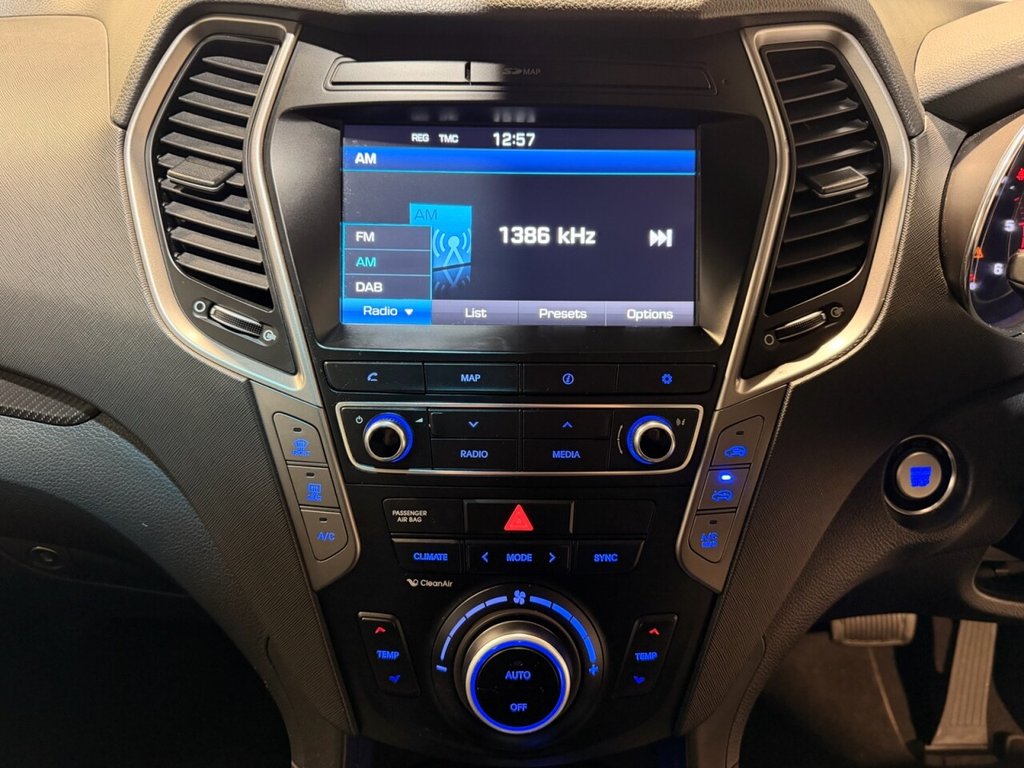 Used Hyundai Santa Fe 2017 for sale - 77464341: Photo 36