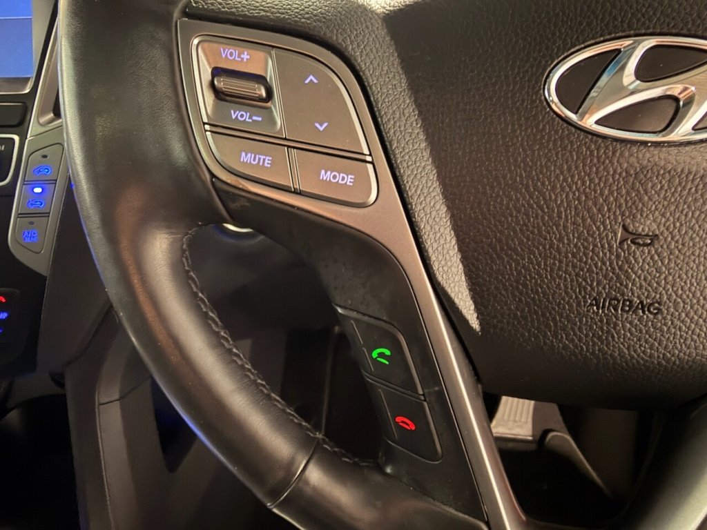 Used Hyundai Santa Fe 2017 for sale - 77464341: Photo 49