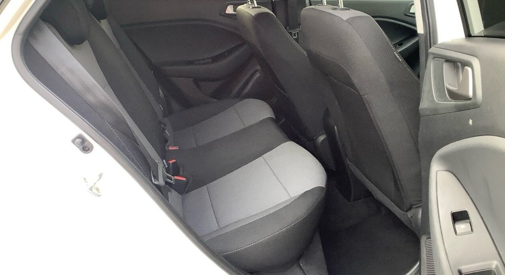 Used Hyundai i20 2018 for sale - 76655358: Photo 16