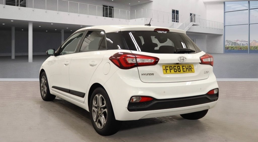 Used Hyundai i20 2018 for sale - 76655358: Photo 6