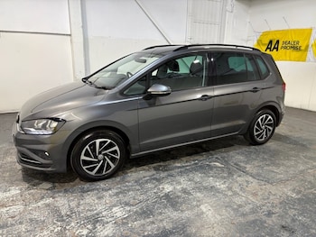 Used Volkswagen Golf SV 2019 for sale - 78444438: Photo