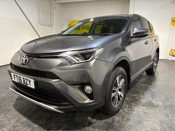 Used Toyota RAV4 2016 for sale - 76163293: Photo 23