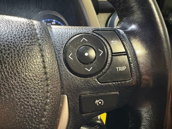 Used Toyota RAV4 2016 for sale - 76163293: Photo 28