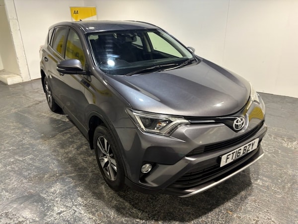 Used Toyota RAV4 2016 for sale - 76163293: Photo 34