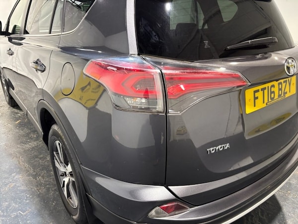 Used Toyota RAV4 2016 for sale - 76163293: Photo 48