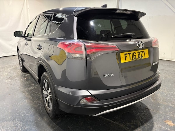 Used Toyota RAV4 2016 for sale - 76163293: Photo 49