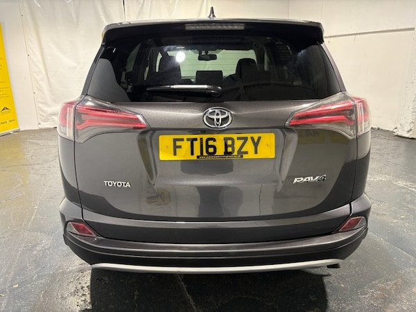 Used Toyota RAV4 2016 for sale - 76163293: Photo 9