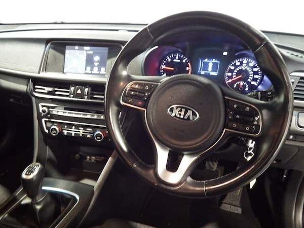 Used Kia Optima 2017 for sale - 76266885: Photo 38