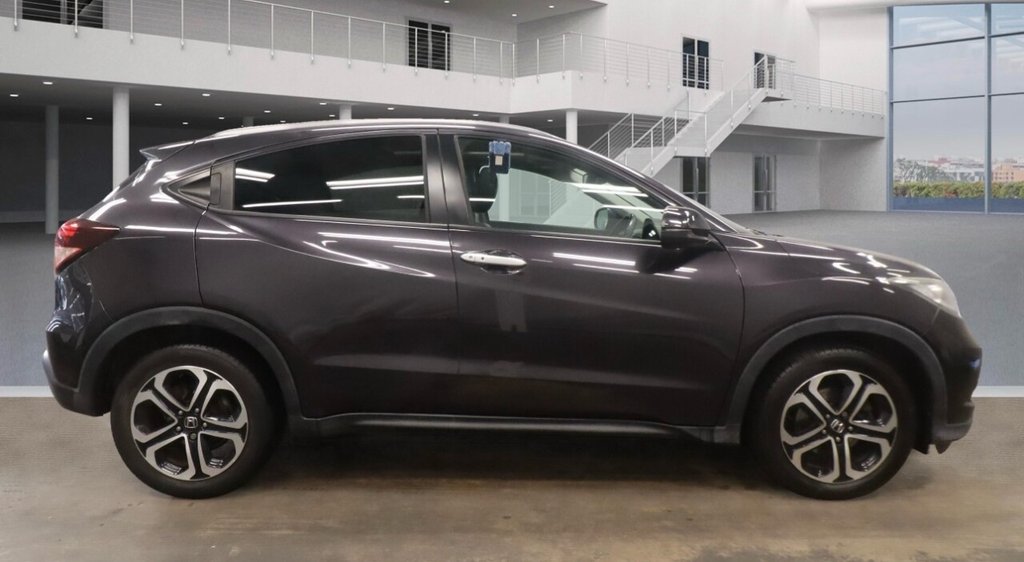Used Honda HR-V 2017 for sale - 76655310: Photo 4