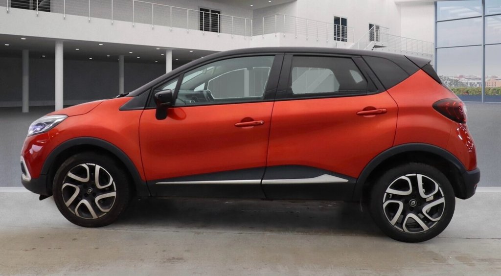 Used Renault Captur 2017 for sale - 76617830: Photo 2