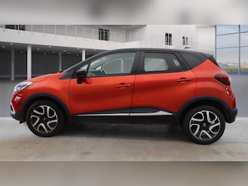 Used Renault Captur 2017 for sale - 76617830: Photo