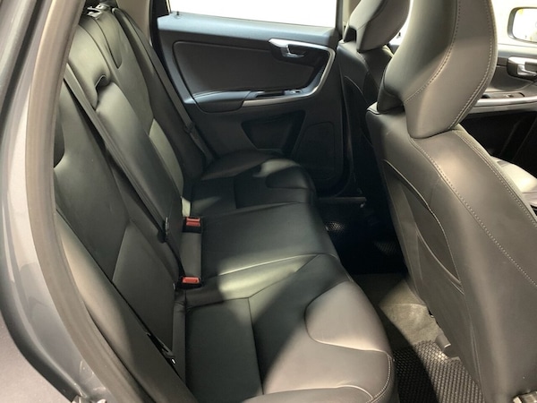 Used Volvo XC60 2017 for sale - 76210286: Photo 34