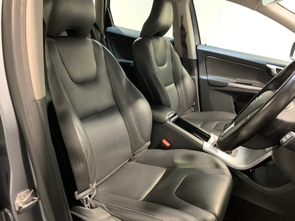 Used Volvo XC60 2017 for sale - 76210286: Photo 50