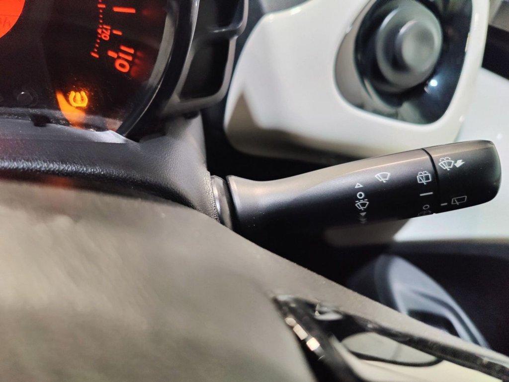 Used Toyota AYGO 2017 for sale - 77952829: Photo 30