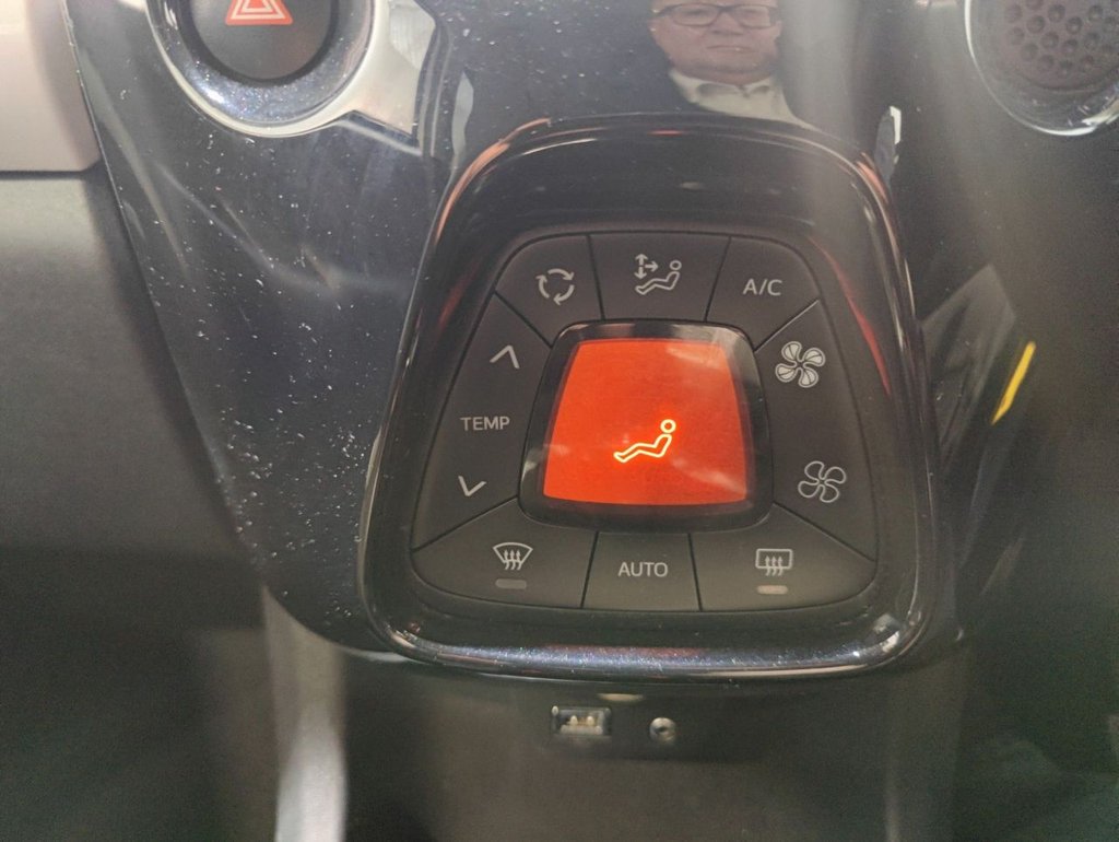 Used Toyota AYGO 2017 for sale - 77952829: Photo 45