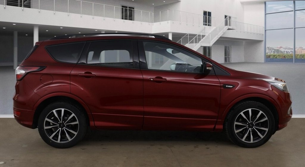 Used Ford Kuga 2018 for sale - 77990944: Photo 2