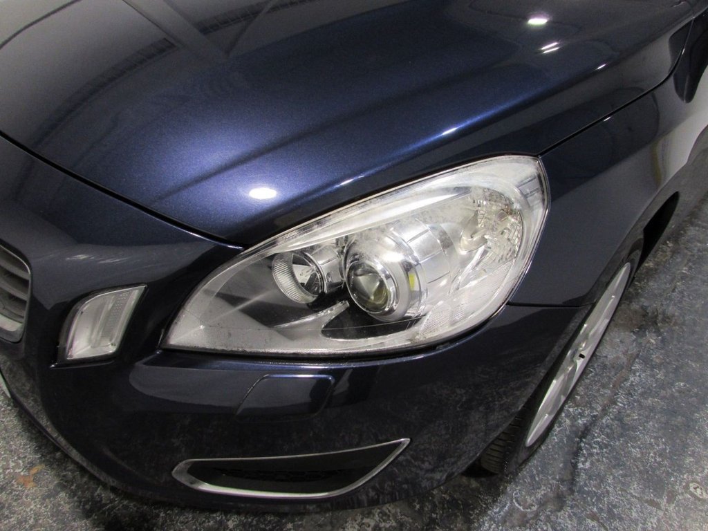 Used Volvo V60 2011 for sale - 77038456: Photo 43