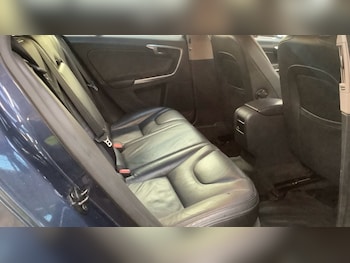 Used Volvo V60 2011 for sale - 77038456: Photo