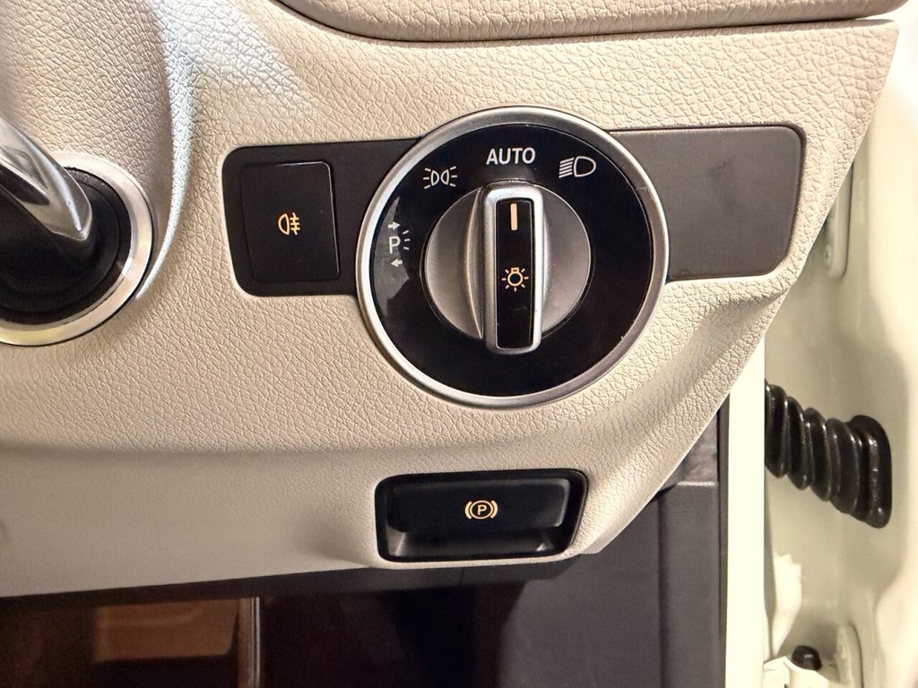 Used Mercedes-Benz GLA 2014 for sale - 77891234: Photo 35