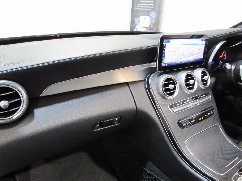 Used Mercedes-Benz C Class 2018 for sale - 77226807: Photo 32