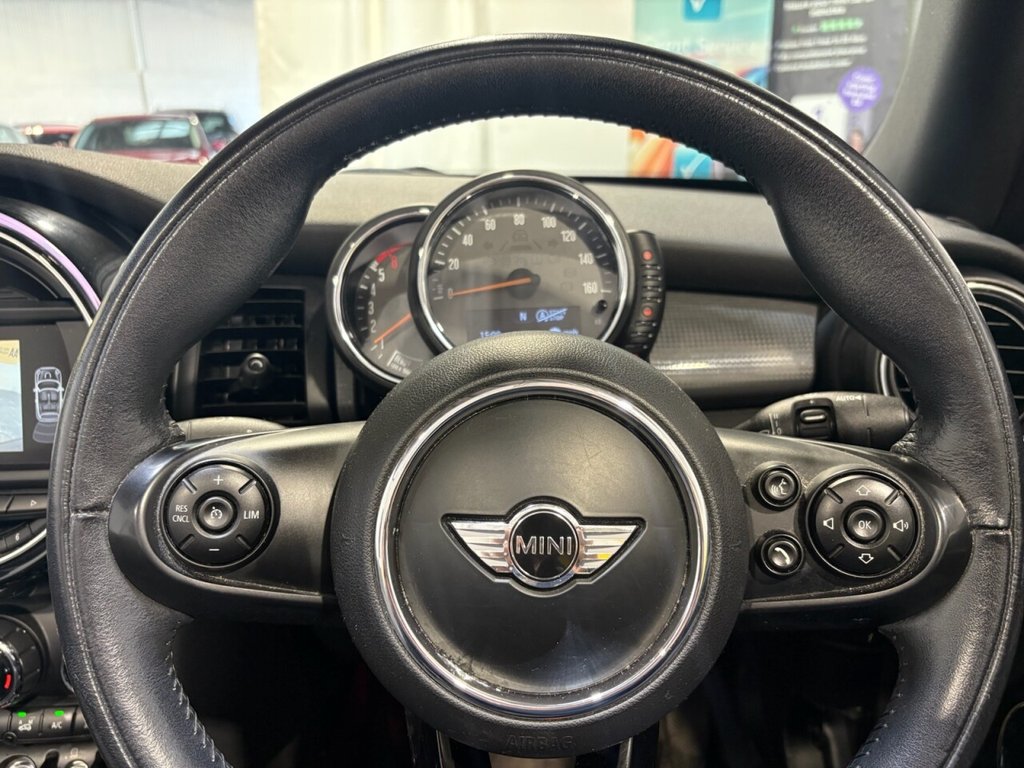 Used MINI Convertible 2016 for sale - 77976468: Photo 17