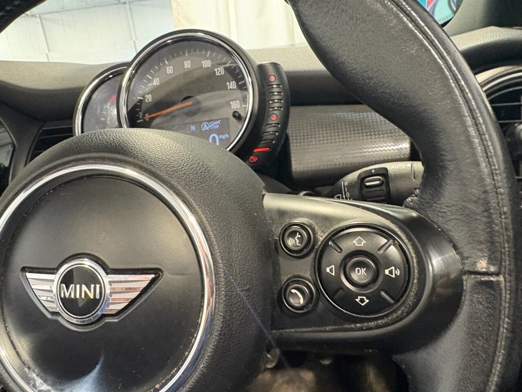 Used MINI Convertible 2016 for sale - 77976468: Photo 36