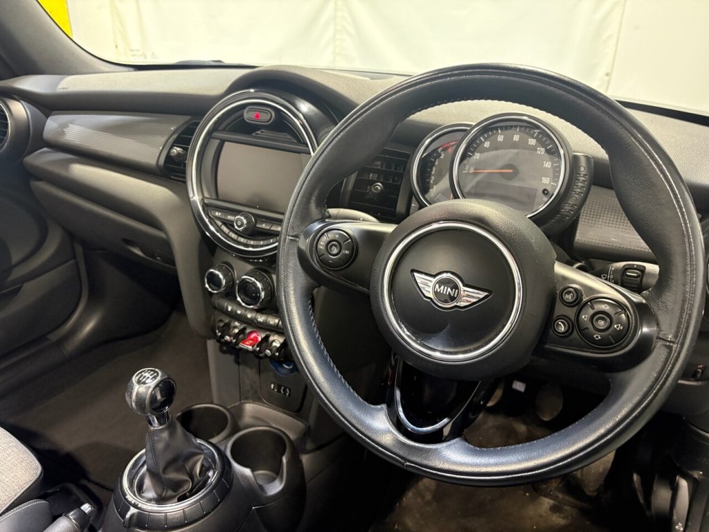 Used MINI Convertible 2016 for sale - 77976468: Photo 6