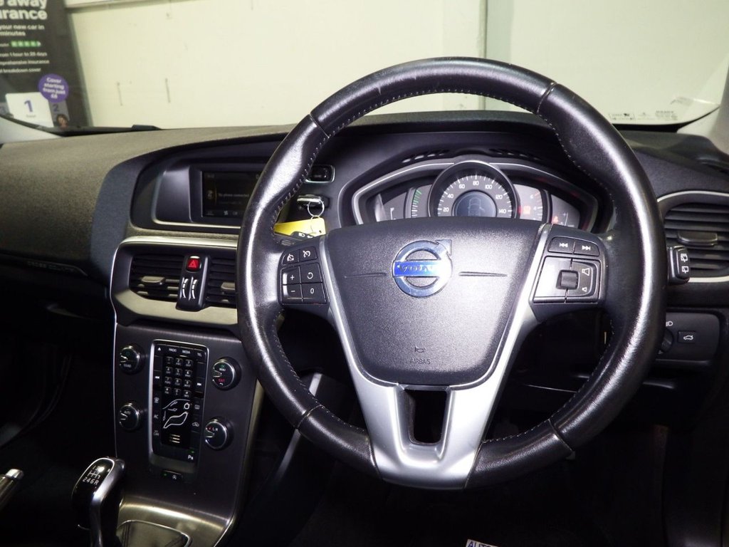 Used Volvo V40 2016 for sale - 76558505: Photo 33