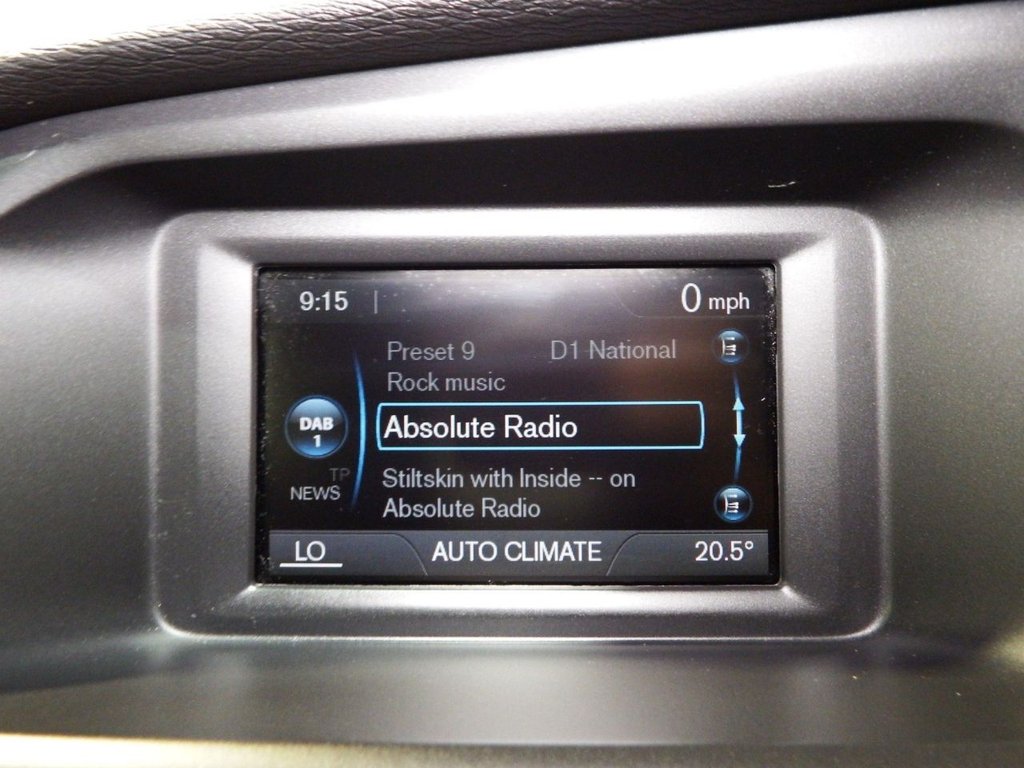 Used Volvo V40 2016 for sale - 76558505: Photo 44