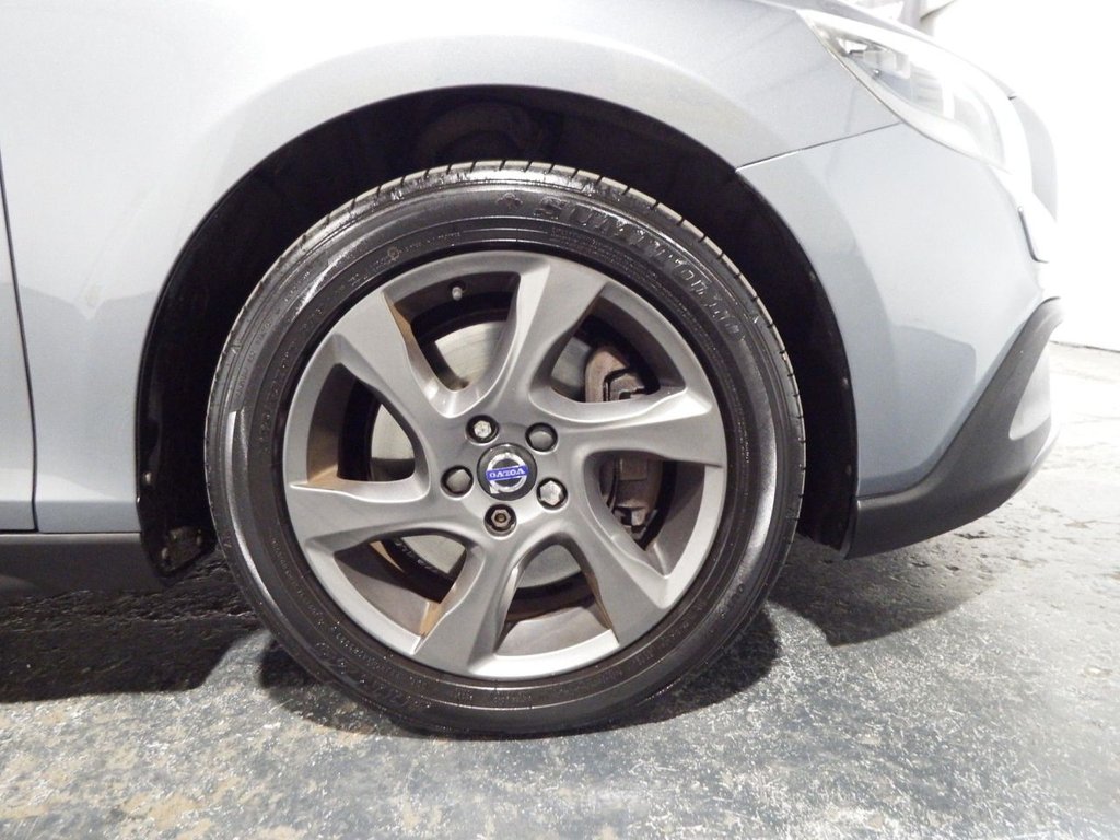 Used Volvo V40 2016 for sale - 76558505: Photo 47