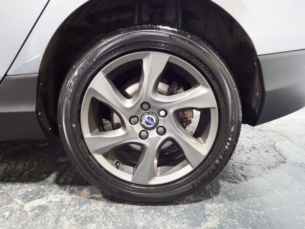 Used Volvo V40 2016 for sale - 76558505: Photo 49