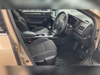 Used Renault Megane 2019 for sale - 79599233: Photo