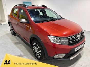 Used Dacia Sandero Stepway 2017 for sale - 79334562: Photo