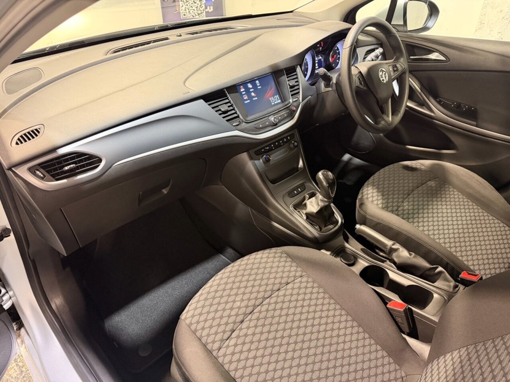 Used Vauxhall Astra 2018 for sale - 77153472: Photo 44