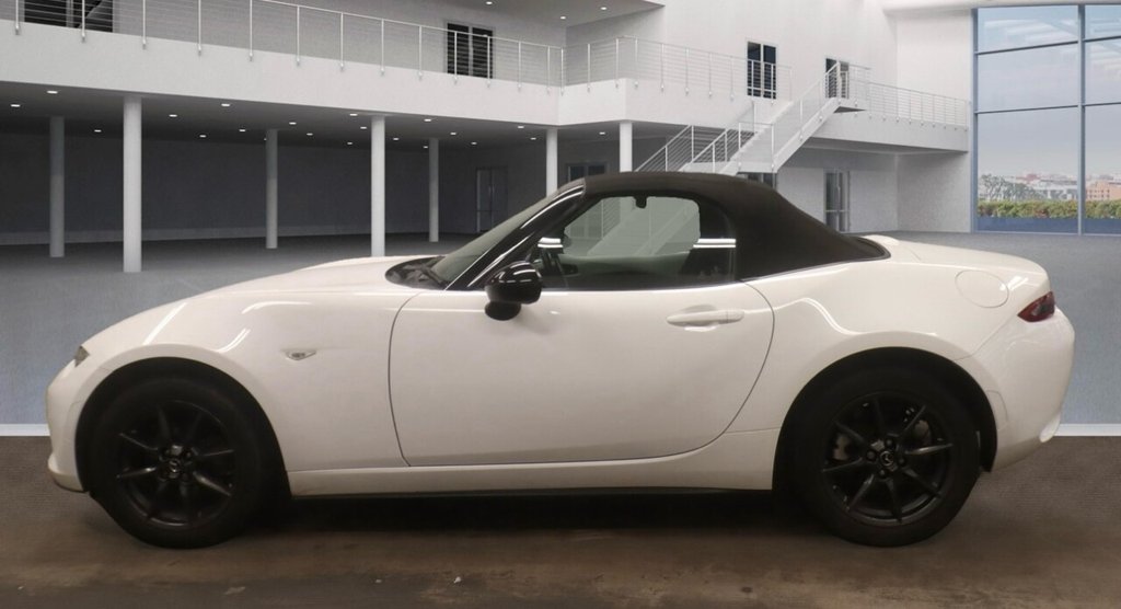 Used Mazda MX-5 2018 for sale - 76496707: Photo 2