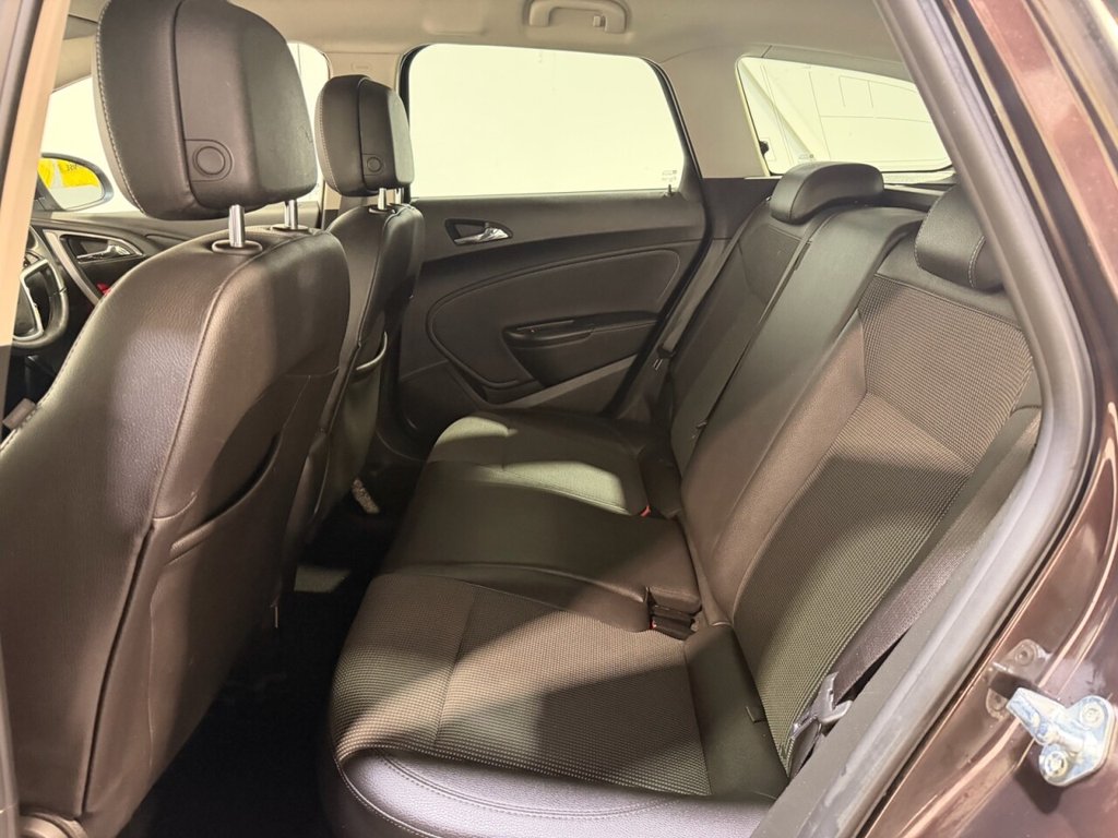 Used Vauxhall Astra 2013 for sale - 77477411: Photo 25