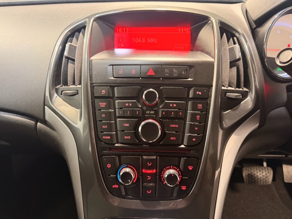 Used Vauxhall Astra 2013 for sale - 77477411: Photo 30