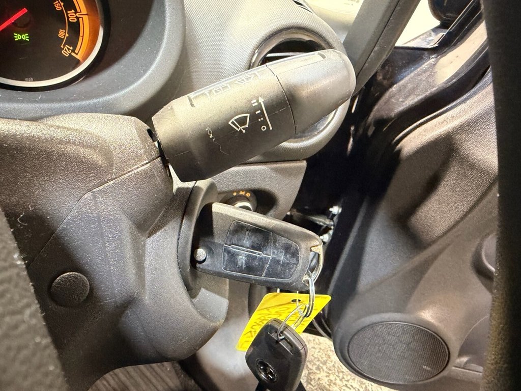 Used Vauxhall Corsa 2014 for sale - 77288001: Photo 12