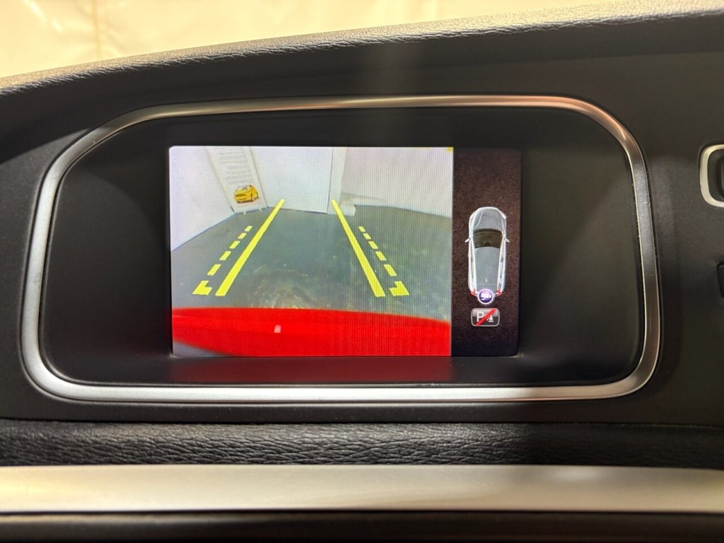 Used Volvo V40 2018 for sale - 77463424: Photo 17