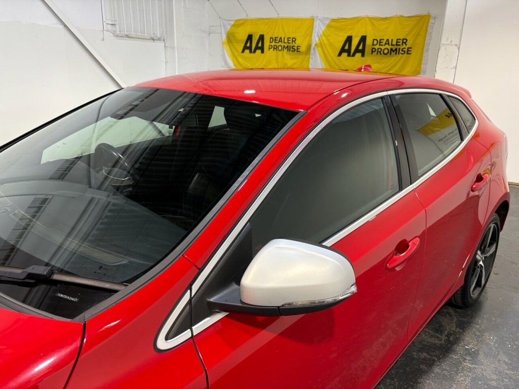 Used Volvo V40 2018 for sale - 77463424: Photo 20