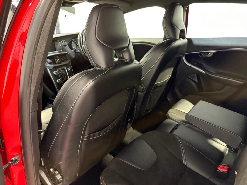 Used Volvo V40 2018 for sale - 77463424: Photo 33