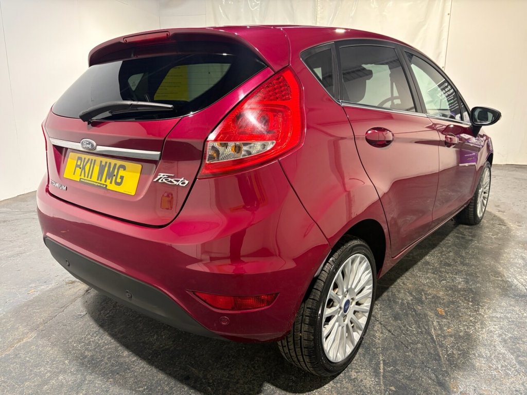 Used Ford Fiesta 2011 for sale - 76950445: Photo 2
