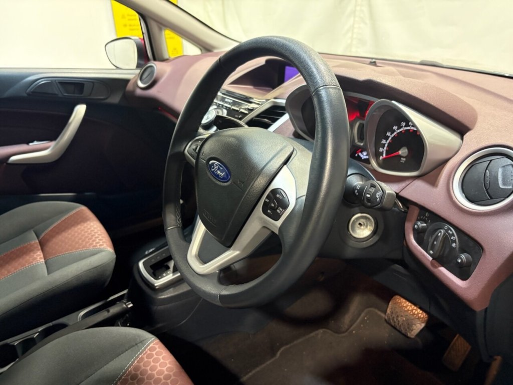 Used Ford Fiesta 2011 for sale - 76950445: Photo 20