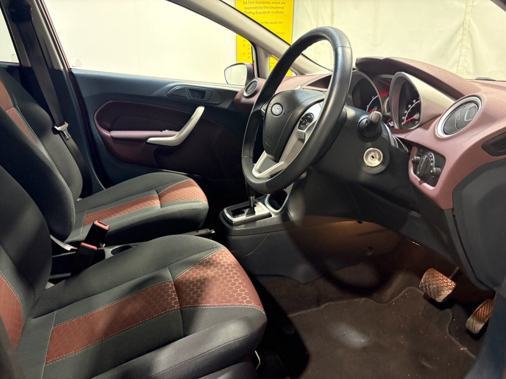 Used Ford Fiesta 2011 for sale - 76950445: Photo 4