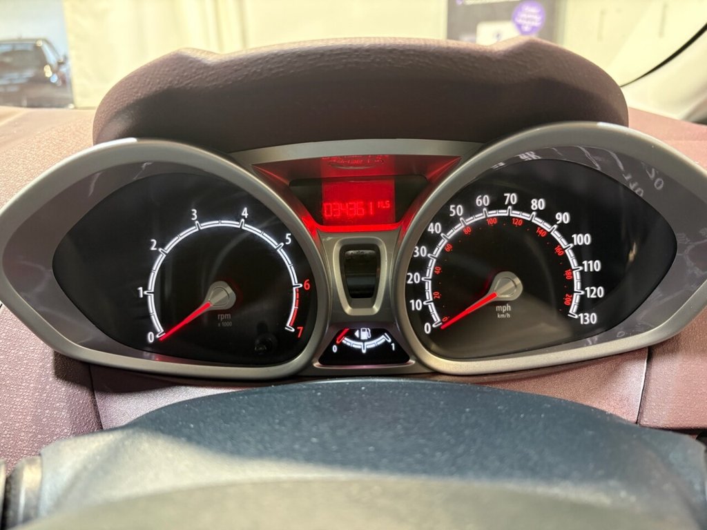 Used Ford Fiesta 2011 for sale - 76950445: Photo 43